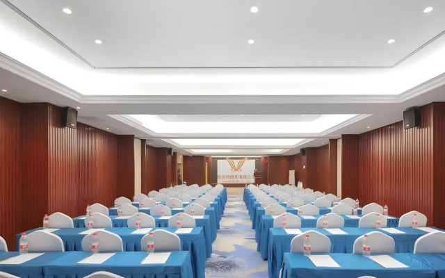 Vienna International Hotel (Pinghu Zhangjiang Science and Technology Park)