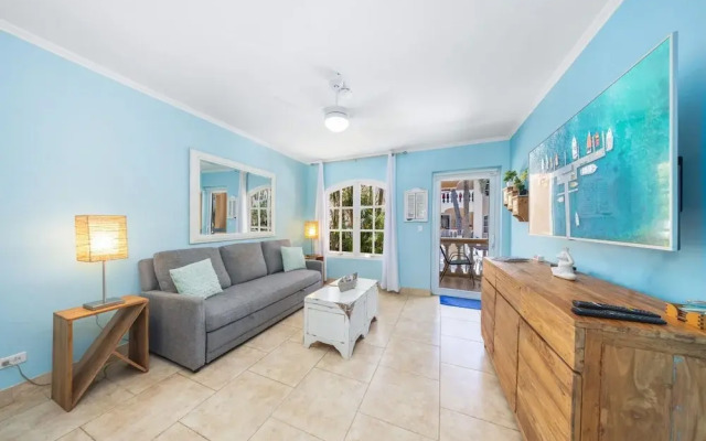 Charming Condo in Prime Location Wacamaya Condos