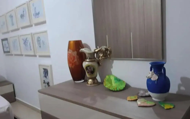 2 Bed Apt Sleeps 6 -balcony - 5-mins From Seaside