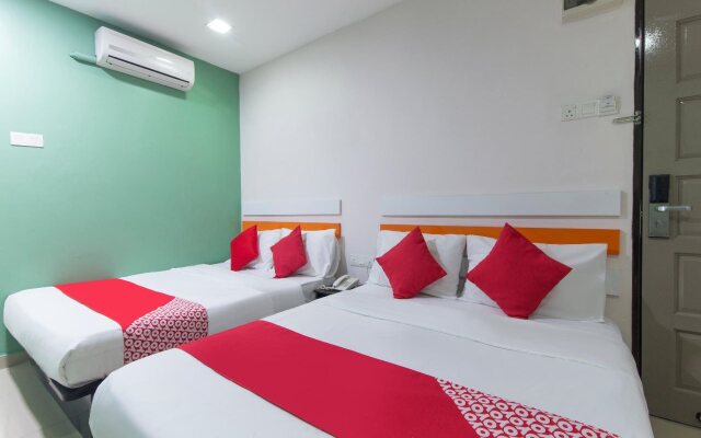 OYO 90296 Red Orange Hotel Port Klang