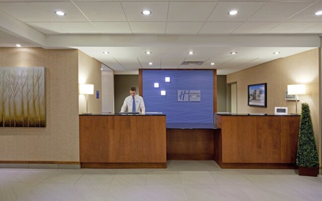 Holiday Inn Express Hotel Saint - Hyacinthe, an IHG Hotel