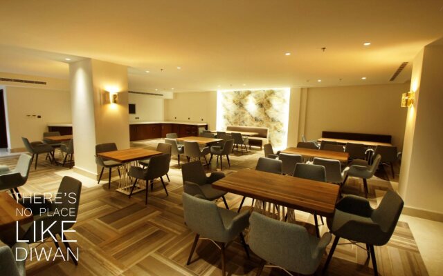Diwan Residence Hotel - Alnaeem