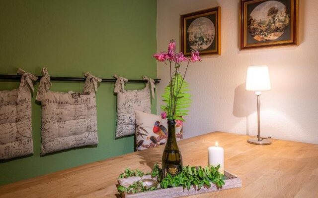 Ferienwohnungen Hotel Garni Dörflerwirt