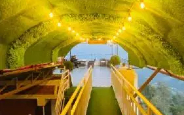 SPOT ON 393 Himalayan Sunrise