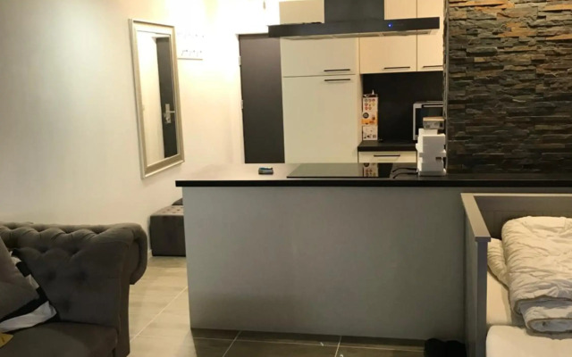 Einliegerwohnung mit Terrasse