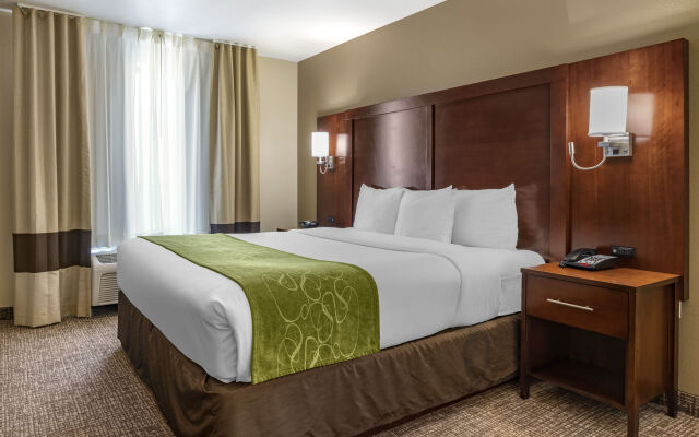 Comfort Inn & Suites Henderson - Las Vegas