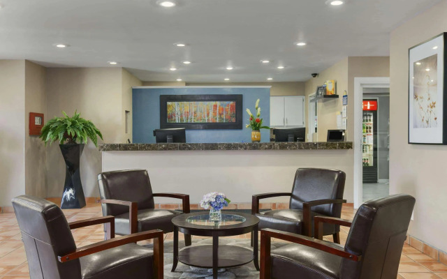 Days Inn by Wyndham Williams