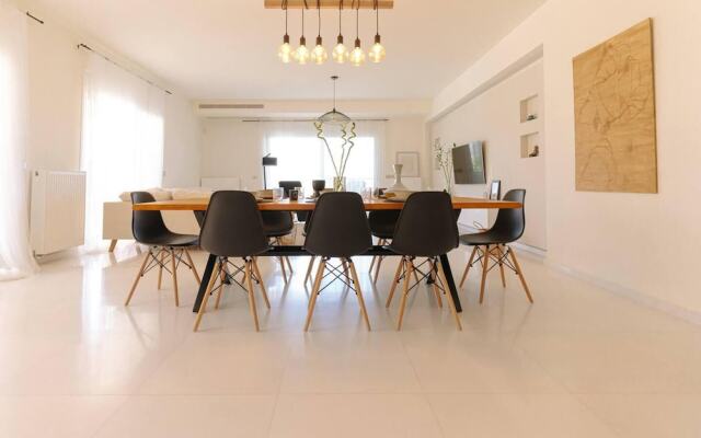 Blue Sky Villa in Crete