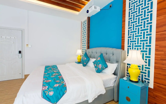 LOHAS Holiday Theme Inn