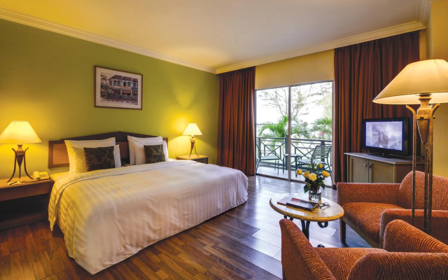 The Qamar Paka – Guest Rooms – Dungun