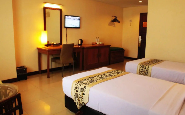 Losari Beach Hotel