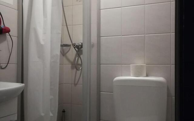 Hotel Ari