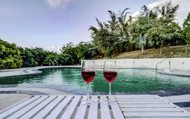 Alaya Stays Fortezza | Pet-friendly 6-BHK Farmhouse With Private Pool