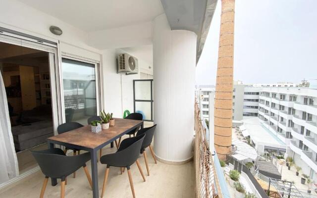 Luxury central beach suite 1’beach 5’downtown