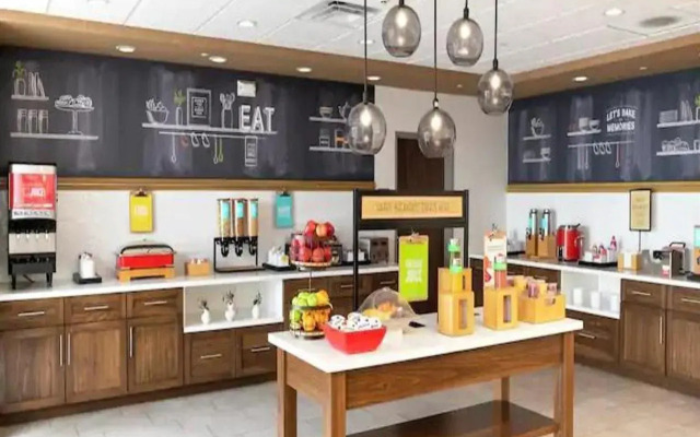 Hampton Inn by Hilton Richwood Cincinnati South