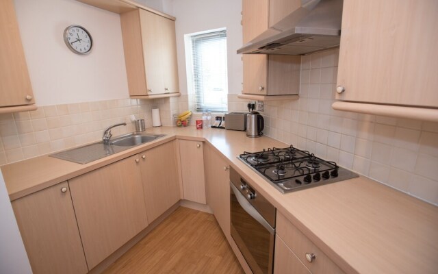 Celador Apartments - Regents Riverside Serviced Apartments