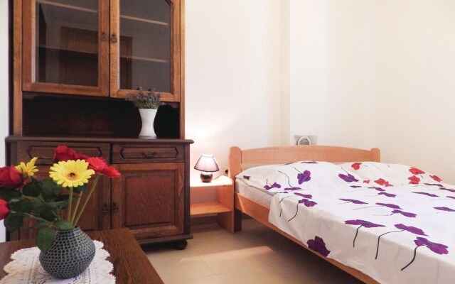 Awesome Home in Barbariga With Wifi and 2 Bedrooms