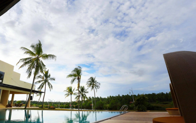 Avenra Gangaara Hotel