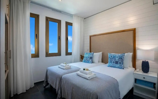 Chris Le Mare Luxury Villa By Louis Hotels