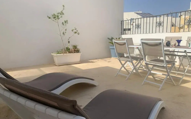 Villa Swieqi with shared rooms 6
