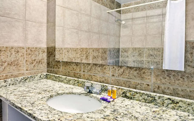 Knights Inn Kitchener