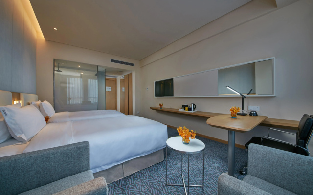 Holiday Inn Express Nantong Textile City by IHG