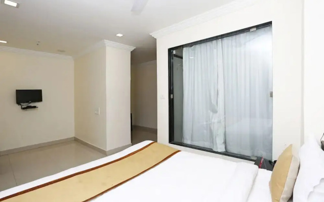 OYO 2229 Hotel Golden Wings