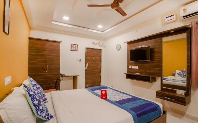 OYO 9968 Srirama Hotels, Kondapur