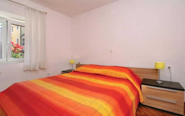 Amazing Home in Novigrad With Wifi and 2 Bedrooms