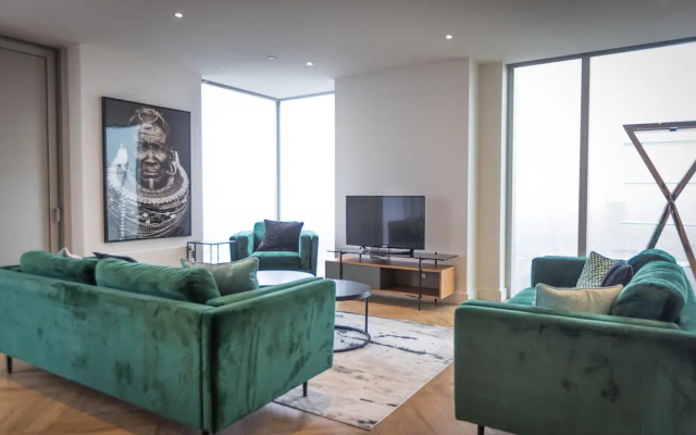 Fabulous City Flat With Views