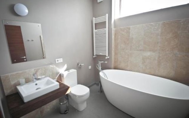 Chalet 5 Bedrooms 5 Bathrooms - Gudauri