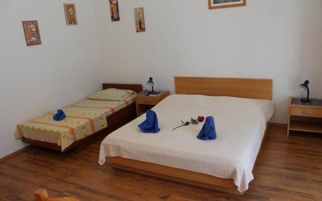 Apartments Lozica
