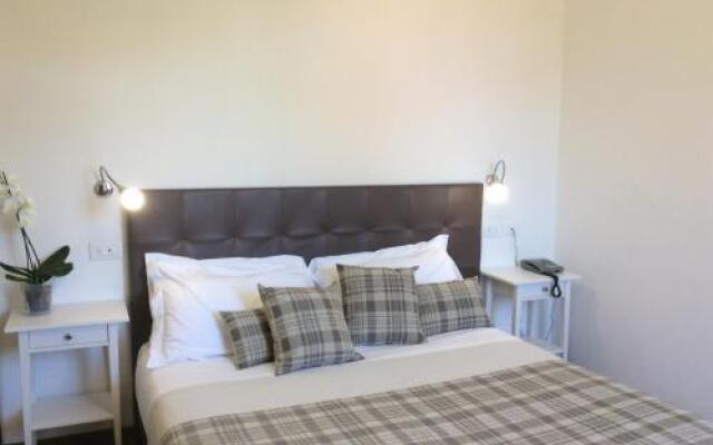 Bed  Breakfast Il Raffaellino Di Villa Angela