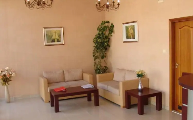 Efir Aparthotel