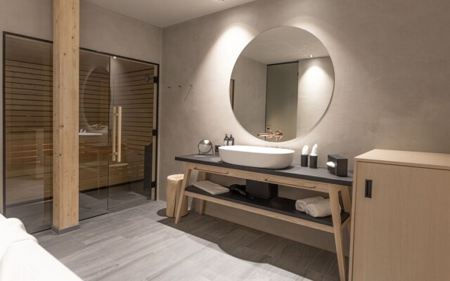 Amrai Suites