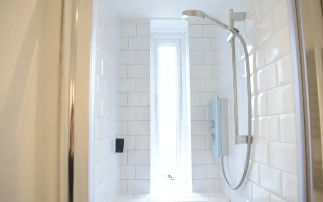 2 Bedroom Apartment in Bethnal Green