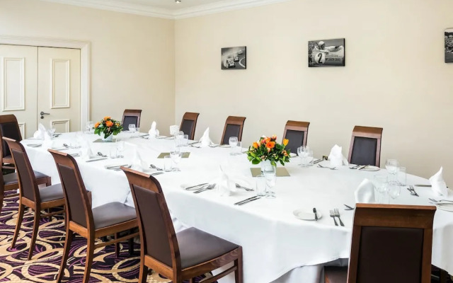 Mercure Dartford Brands Hatch Hotel & Spa