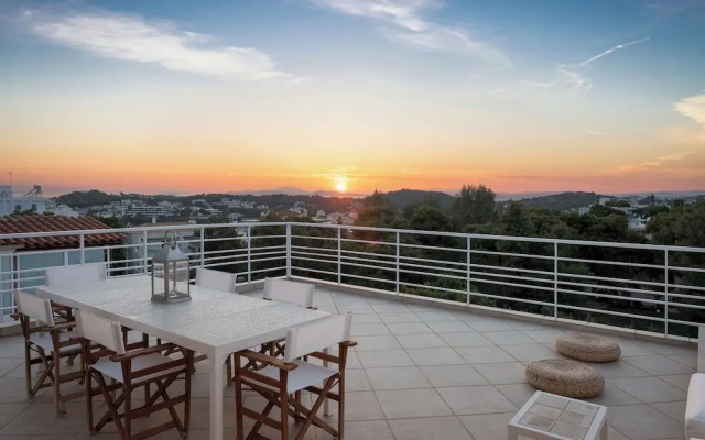 Vouliagmeni Exclusive Residence
