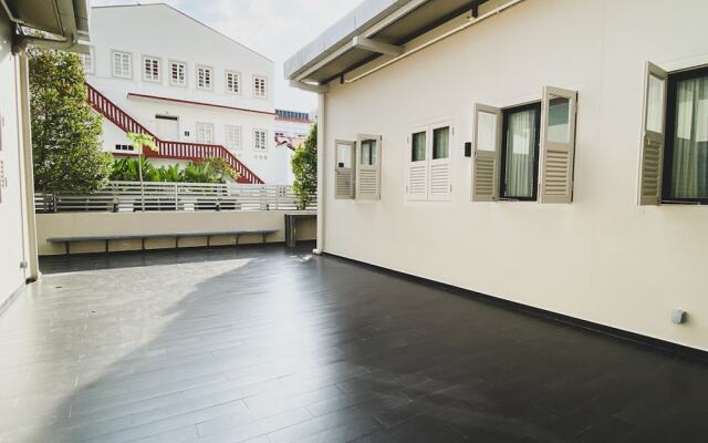 ST Signature Jalan Besar, SHORT OVERNIGHT, 13 hours: 6PM-7AM