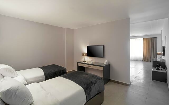 Rhactus Hotel New Alamein