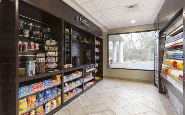 DoubleTree Suites by Hilton Nashville Airport