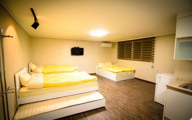 YaKorea Hostel Hongdae