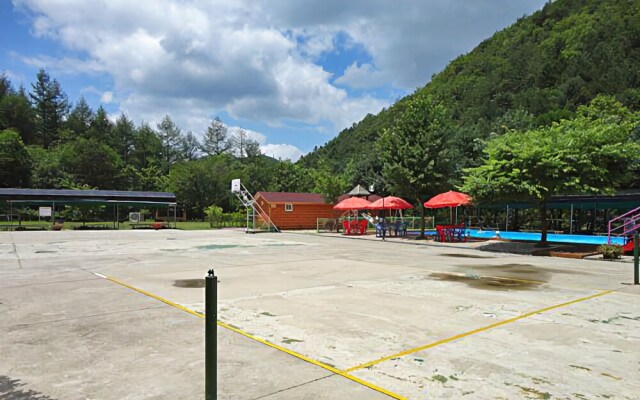 Yangpyeong Son's Rock Pension