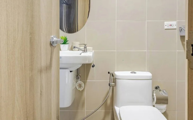 Luxurious Bayview 2BR Near MOA Picc CCP Free Wifi
