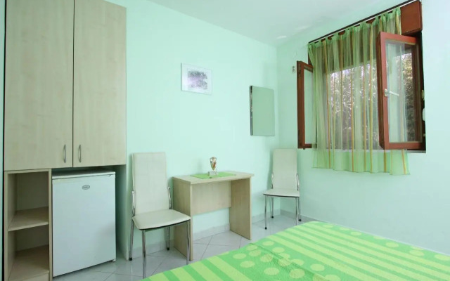 Apartments and Rooms Vesna Novalja