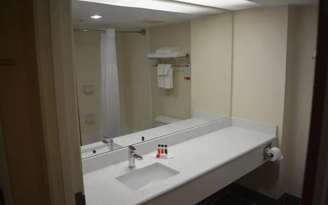 Super 8 by Wyndham Budd Lake