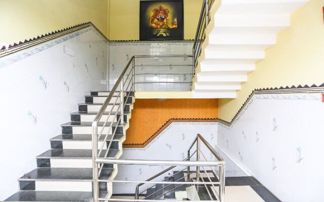Jaydev Vihar By OYO Rooms