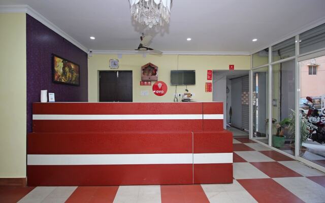 OYO Flagship 8346 LazyStays