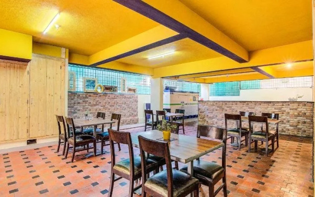 Hotel 12 Degree West by OYO Rooms