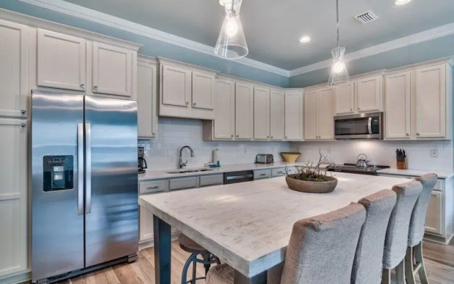 Starfish Chateau NEW Luxury Golf Cart